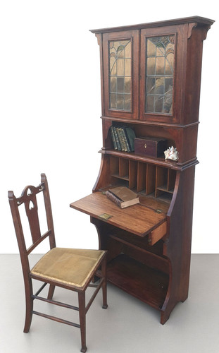 Arts and crafts style - an, oak